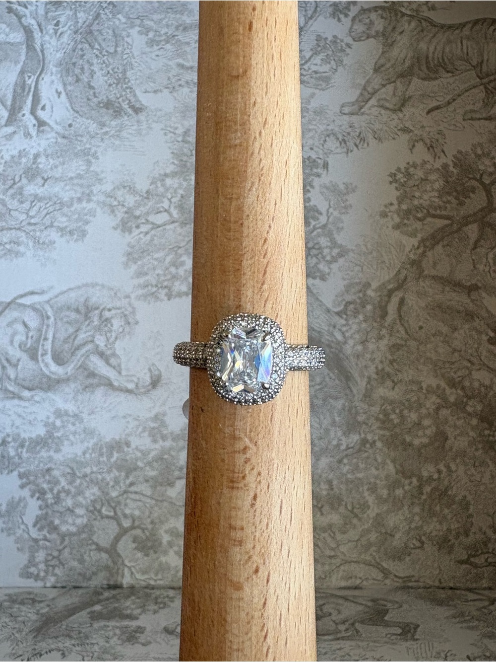 NWT - Bomb Party April 2026 Ring - Size 9